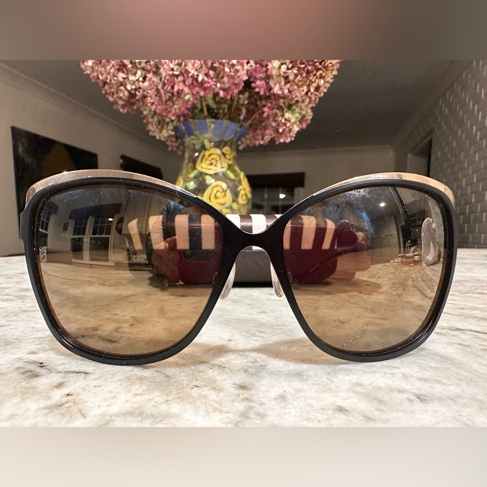 Henri Bendel Black and Gold Sunglasses with hard case